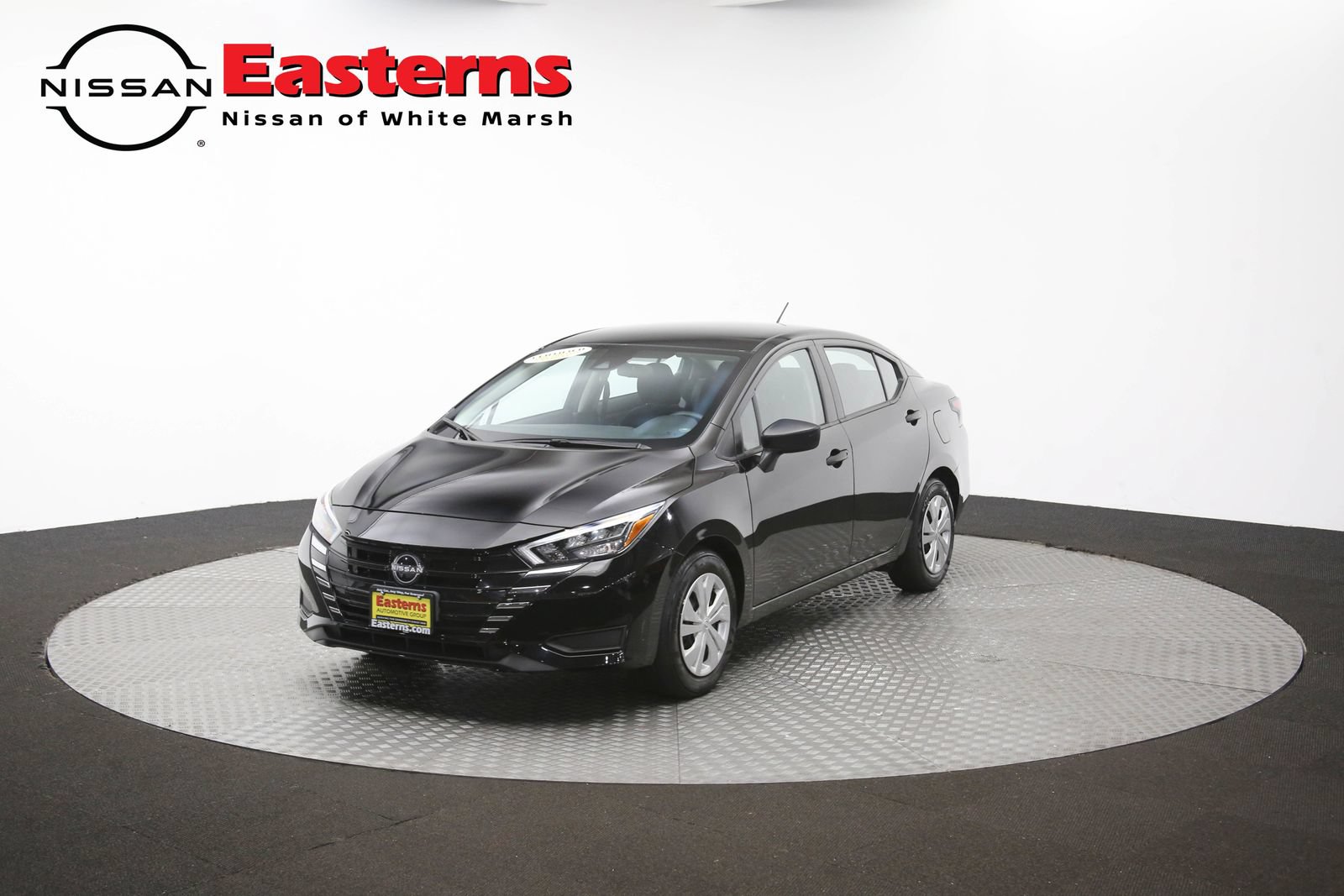 Used 2025 Nissan Versa S FWD image 53