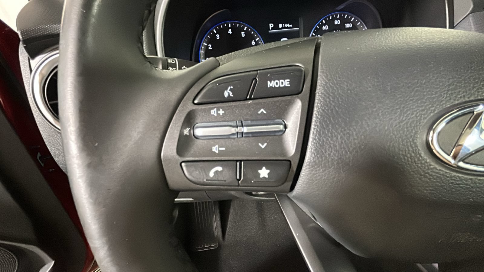Certified 2023 Hyundai Kona SEL w/ Convenience Package FWD image 20