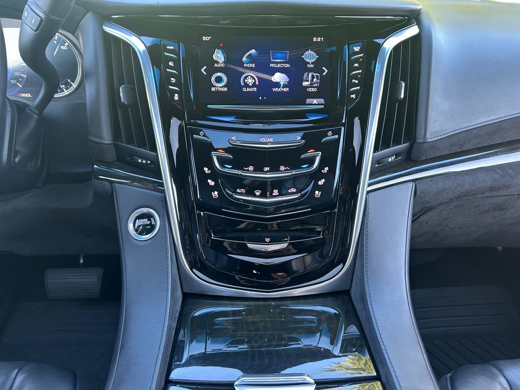 Used 2019 Cadillac Escalade ESV Platinum w/ Escalade Sport Edition image 12