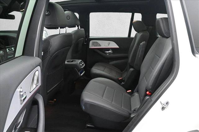 Used 2026 Mercedes-Benz GLS 450 4MATIC image 21