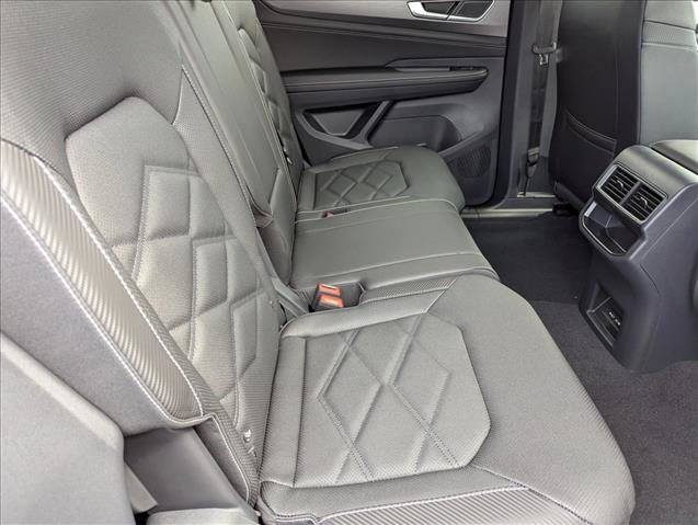 New 2026 Volkswagen Atlas Cross Sport SE FWD image 29