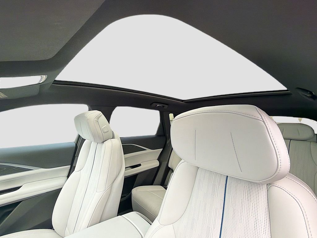 New 2025 Cadillac Lyriq Sport image 22