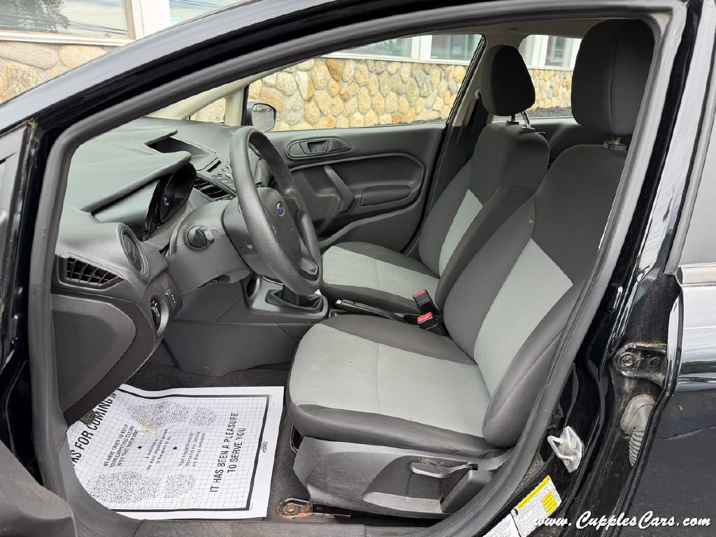 Used 2017 Ford Fiesta S FWD image 4