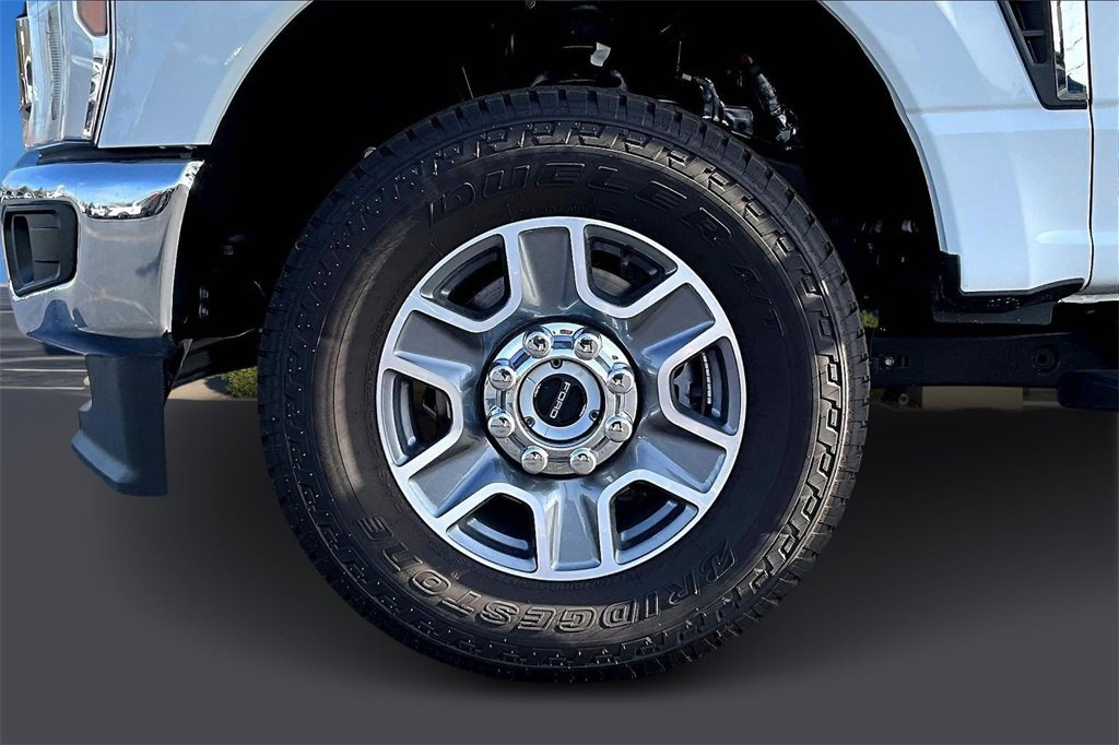 New 2025 Ford F350 XLT w/ 360-Degree Camera Package image 10