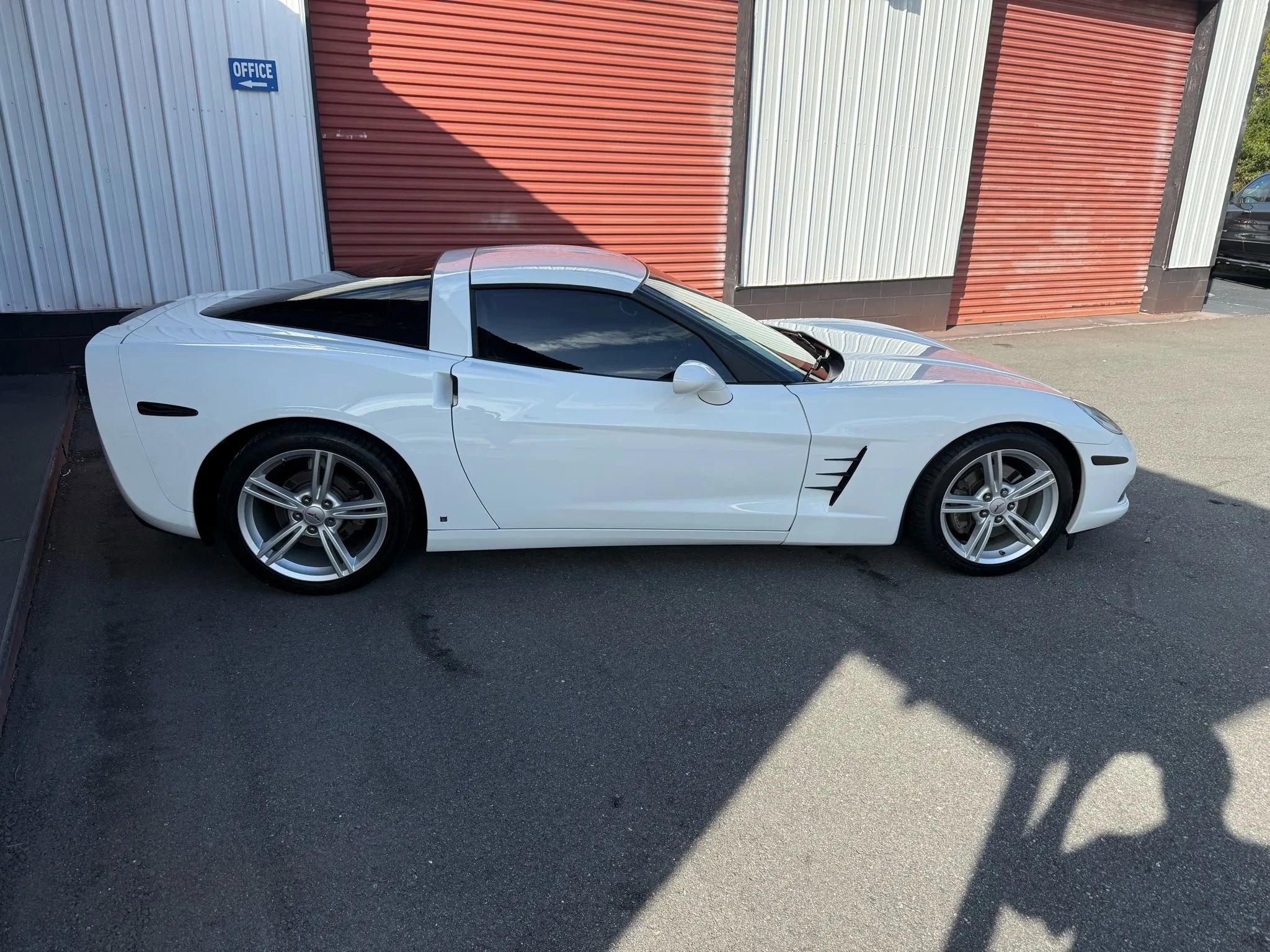 Used 2008 Chevrolet Corvette Coupe w/ Preferred Equipment Group image 10