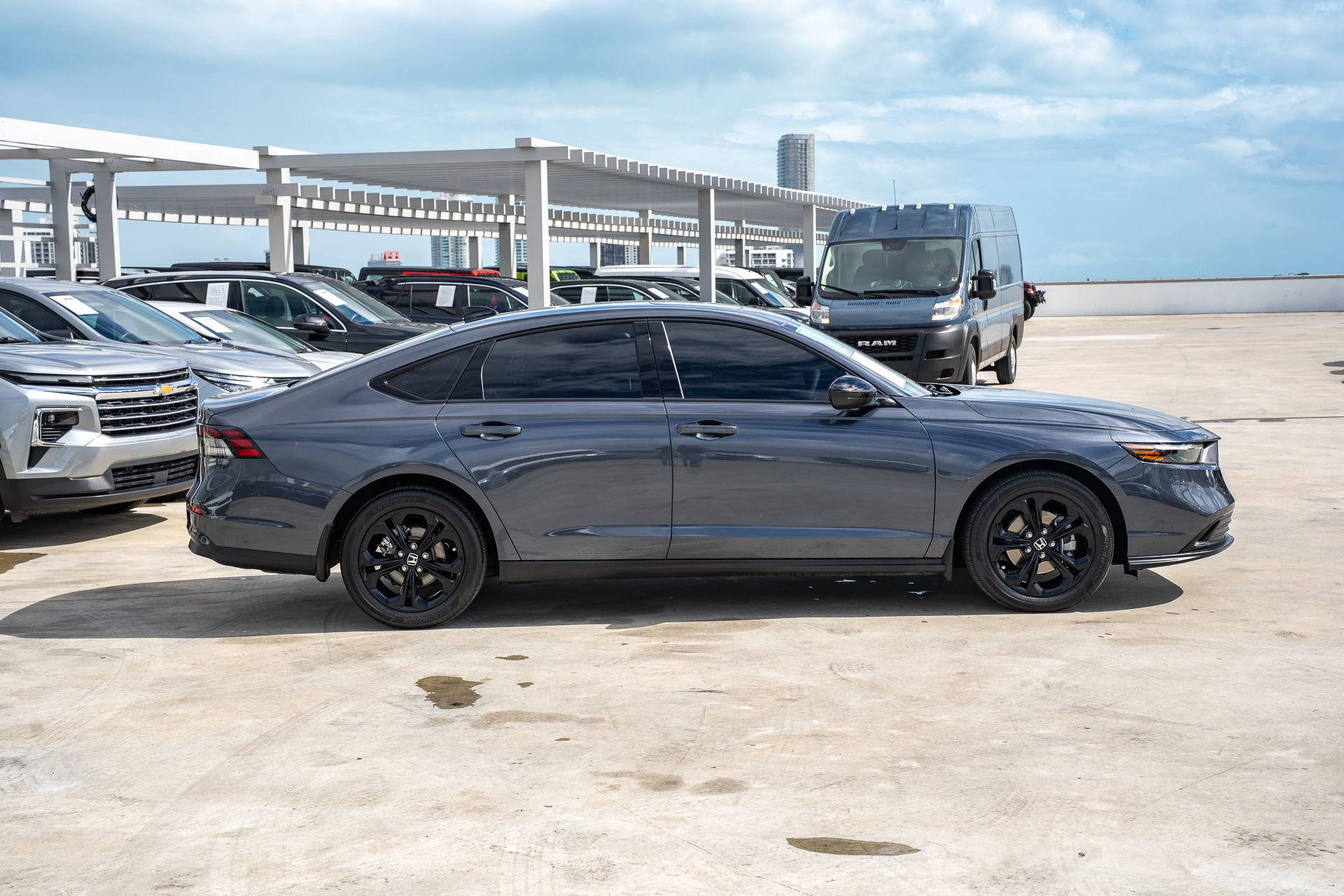 Certified 2025 Honda Accord SE image 4