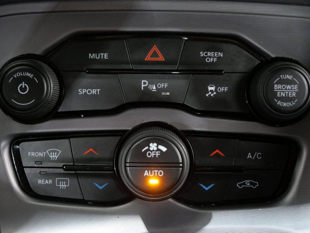 Used 2023 Dodge Challenger R/T image 19