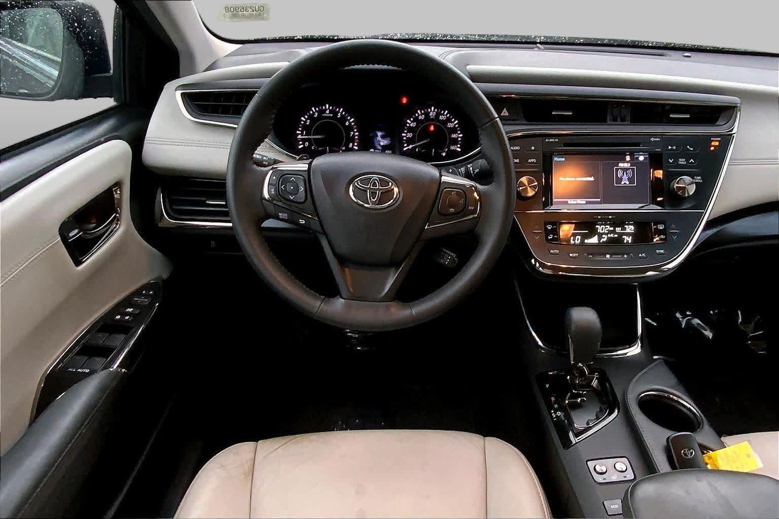 Used 2016 Toyota Avalon XLE FWD image 6