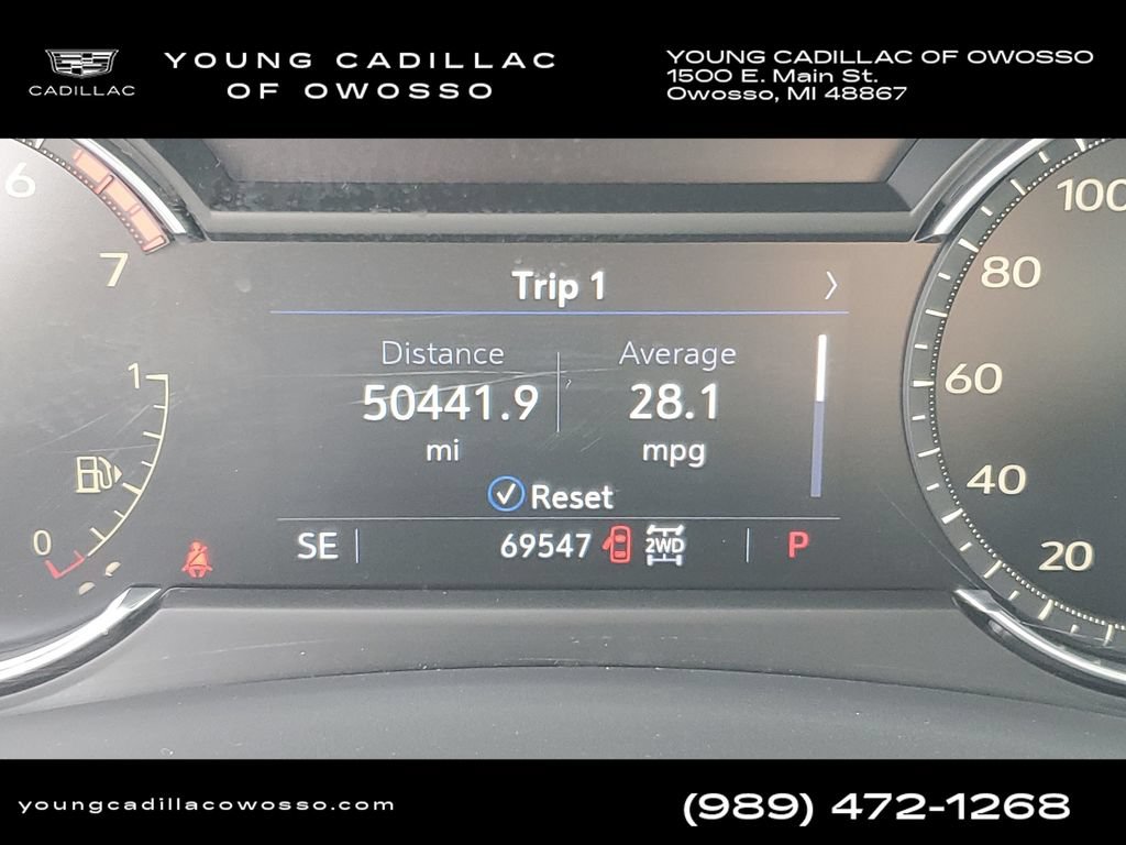 Used 2022 Cadillac XT4 Premium Luxury w/ Cold Weather Package AWD/4WD image 14