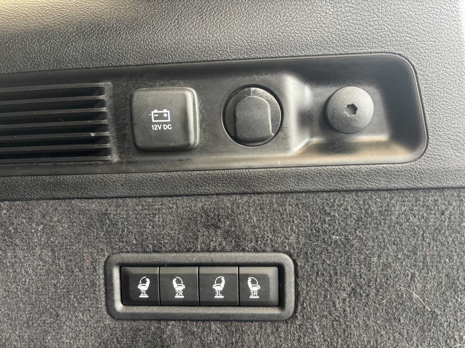 Used 2022 Jeep Grand Wagoneer Series III w/ Rear Seat Video Group 1 AWD/4WD image 8