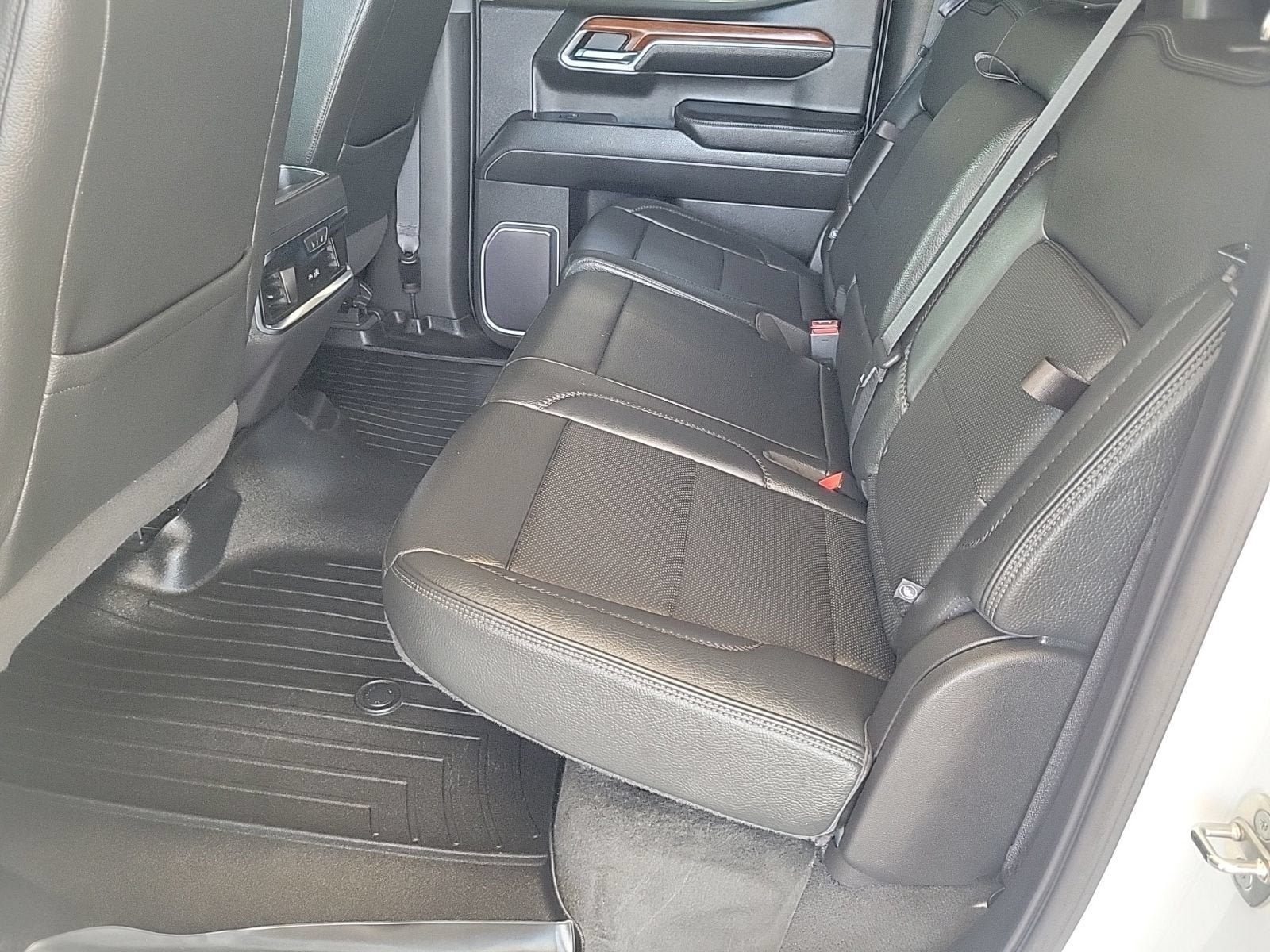 Certified 2023 GMC Sierra 1500 Denali w/ Technology Package AWD/4WD image 16