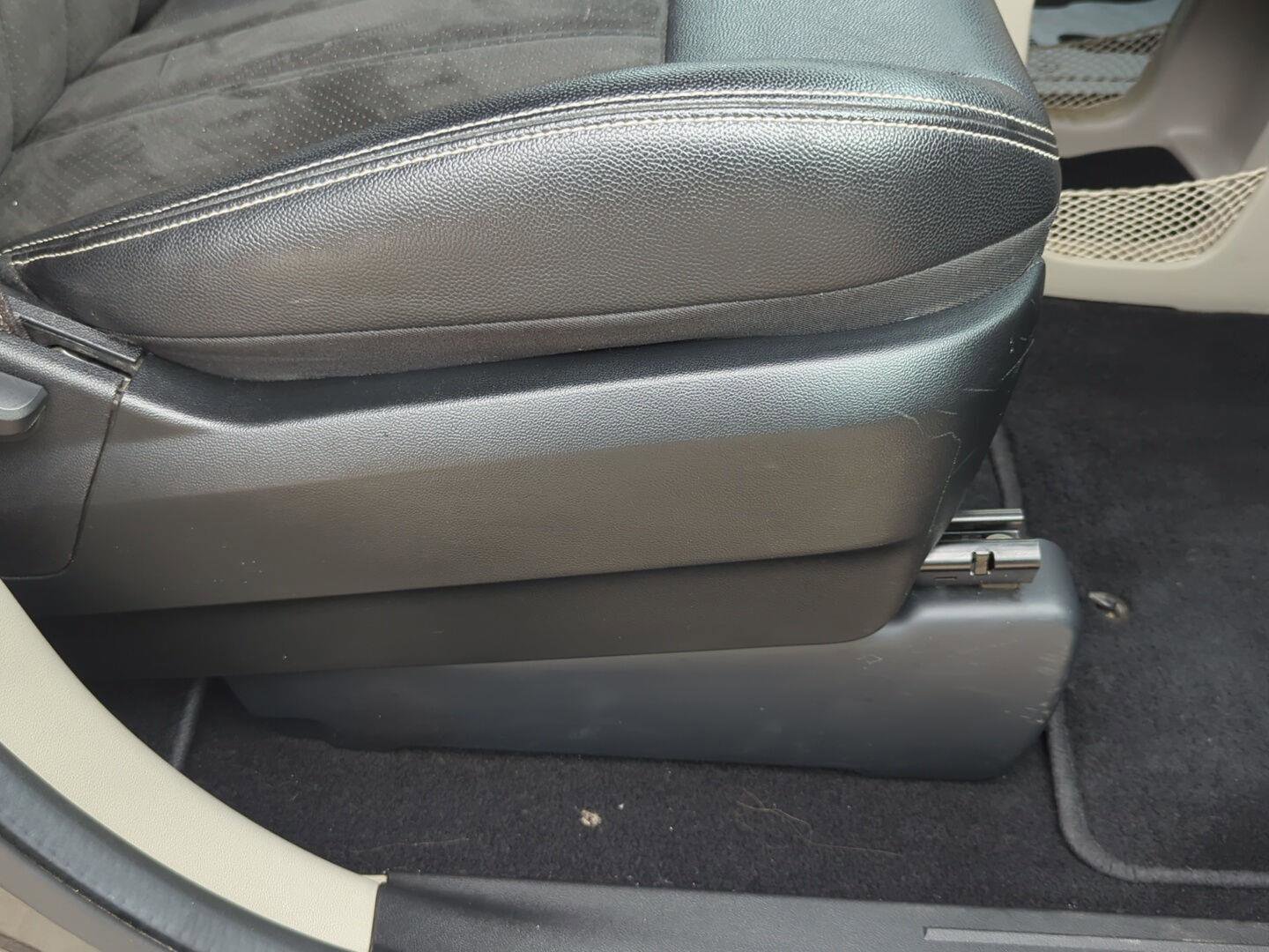 Used 2019 Dodge Grand Caravan SXT image 31