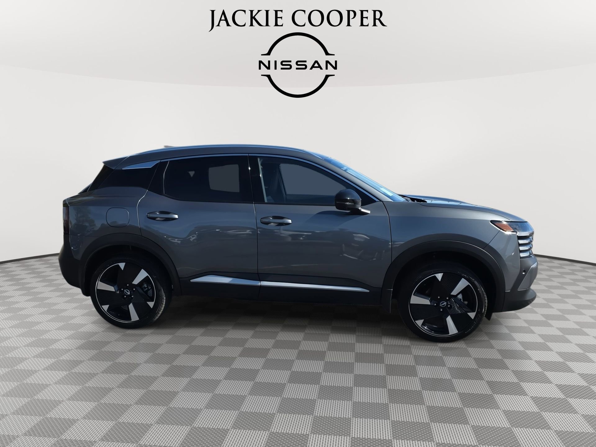 New 2026 Nissan Kicks SR w/ SR Premium Package AWD/4WD image 4