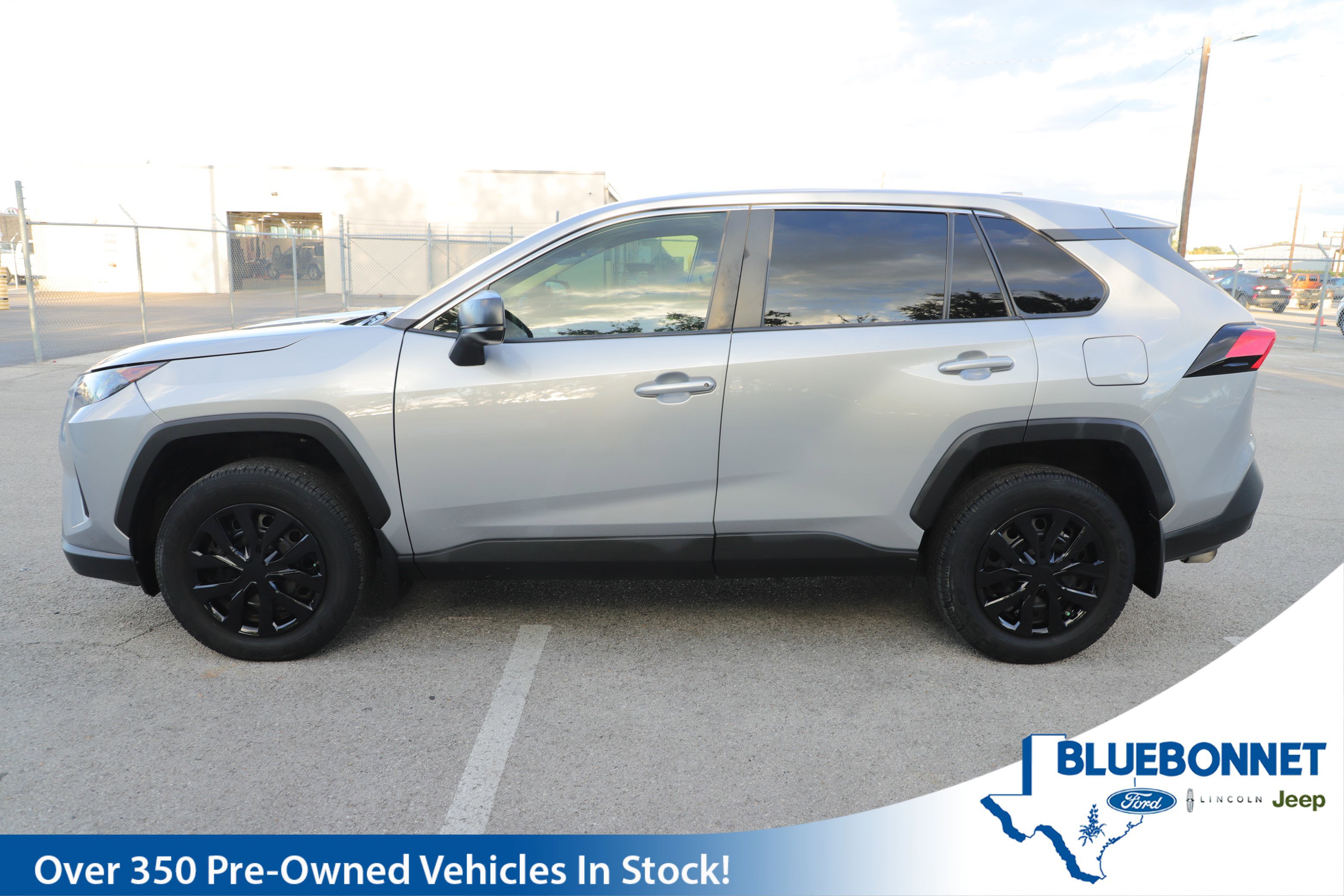 Used 2022 Toyota RAV4 LE