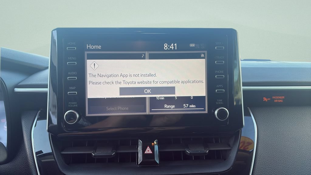 Used 2020 Toyota Corolla LE FWD image 17