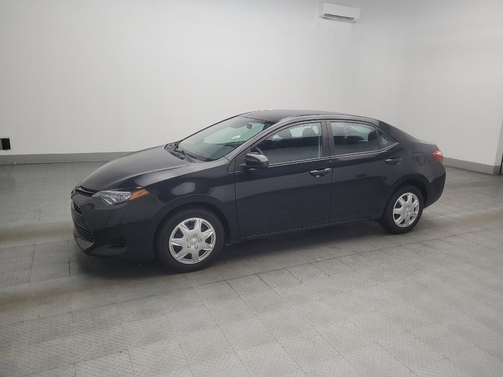 Used 2018 Toyota Corolla LE FWD image 2