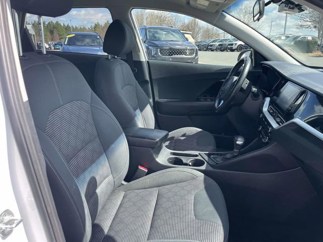 Used 2022 Kia Niro LXS image 18