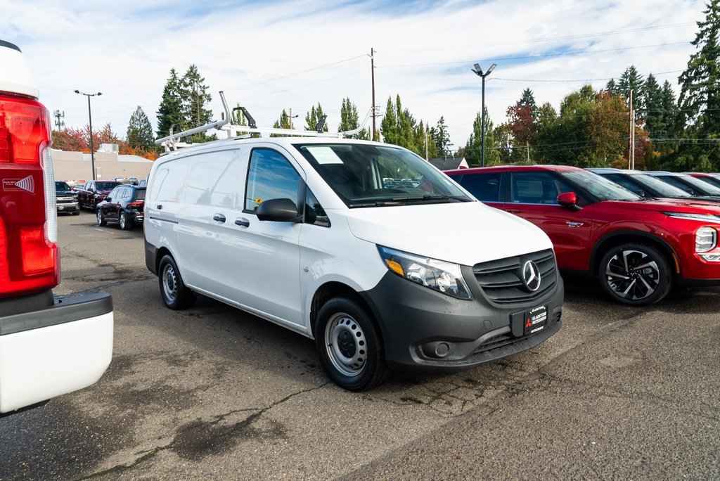 Used 2023 Mercedes-Benz Metris image 21