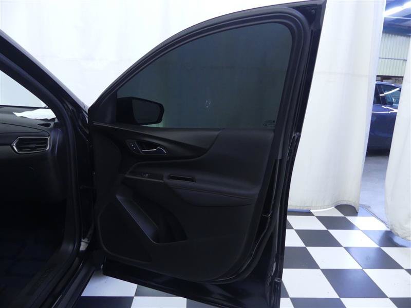 Used 2022 Chevrolet Equinox RS w/ Infotainment Package AWD/4WD image 32