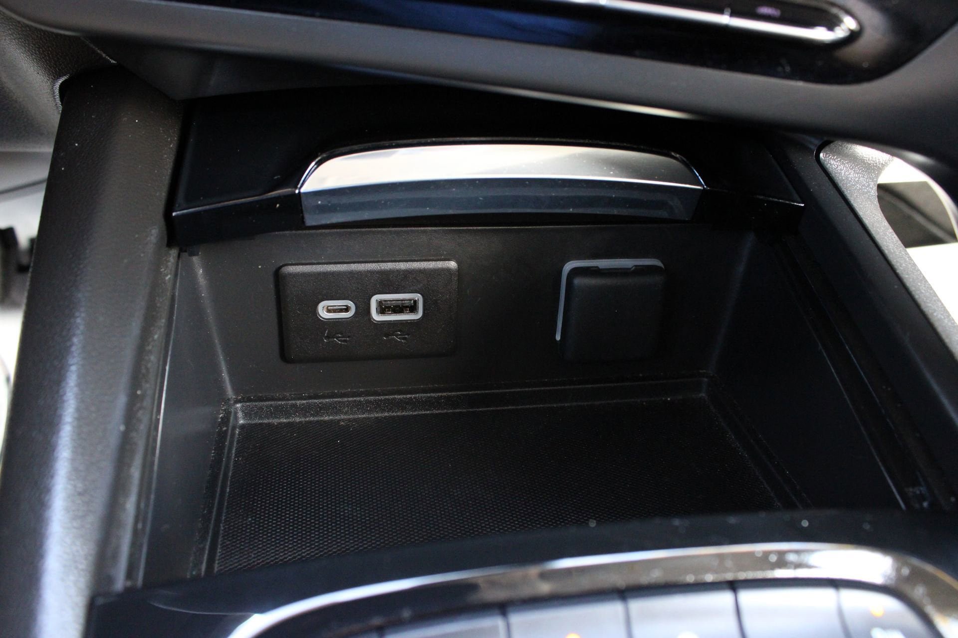 Used 2022 Buick Envision Preferred FWD image 37