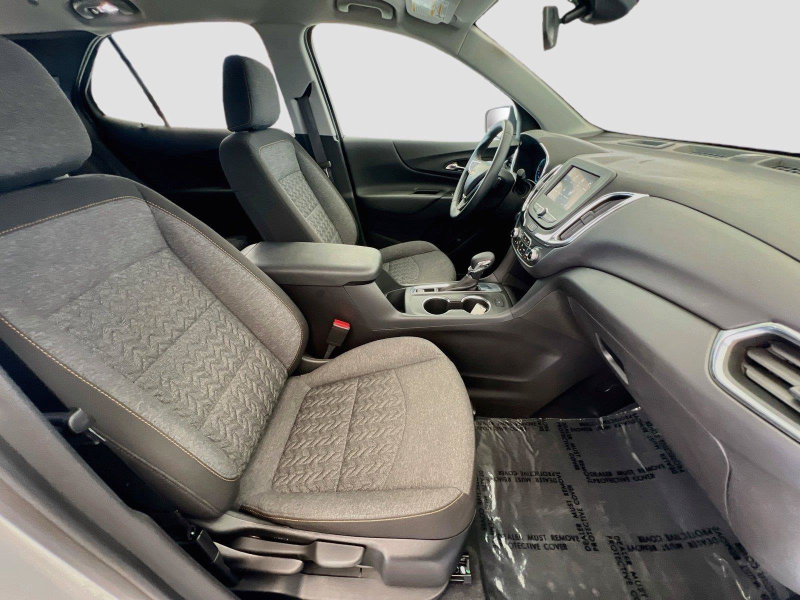 Used 2024 Chevrolet Equinox LT w/ LPO, Floor Liner Package FWD image 26