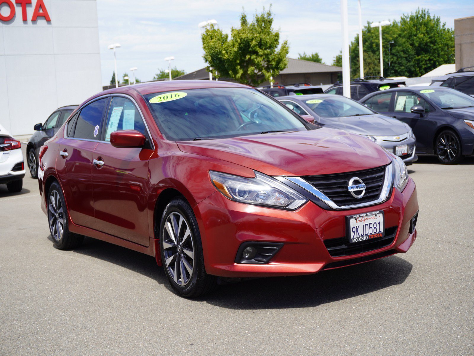Used 2016 Nissan Altima 2.5 SV