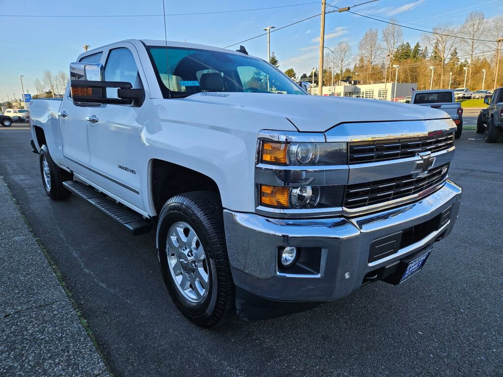 Used 2015 Chevrolet Silverado 3500 LTZ w/ Duramax Plus Package image 7