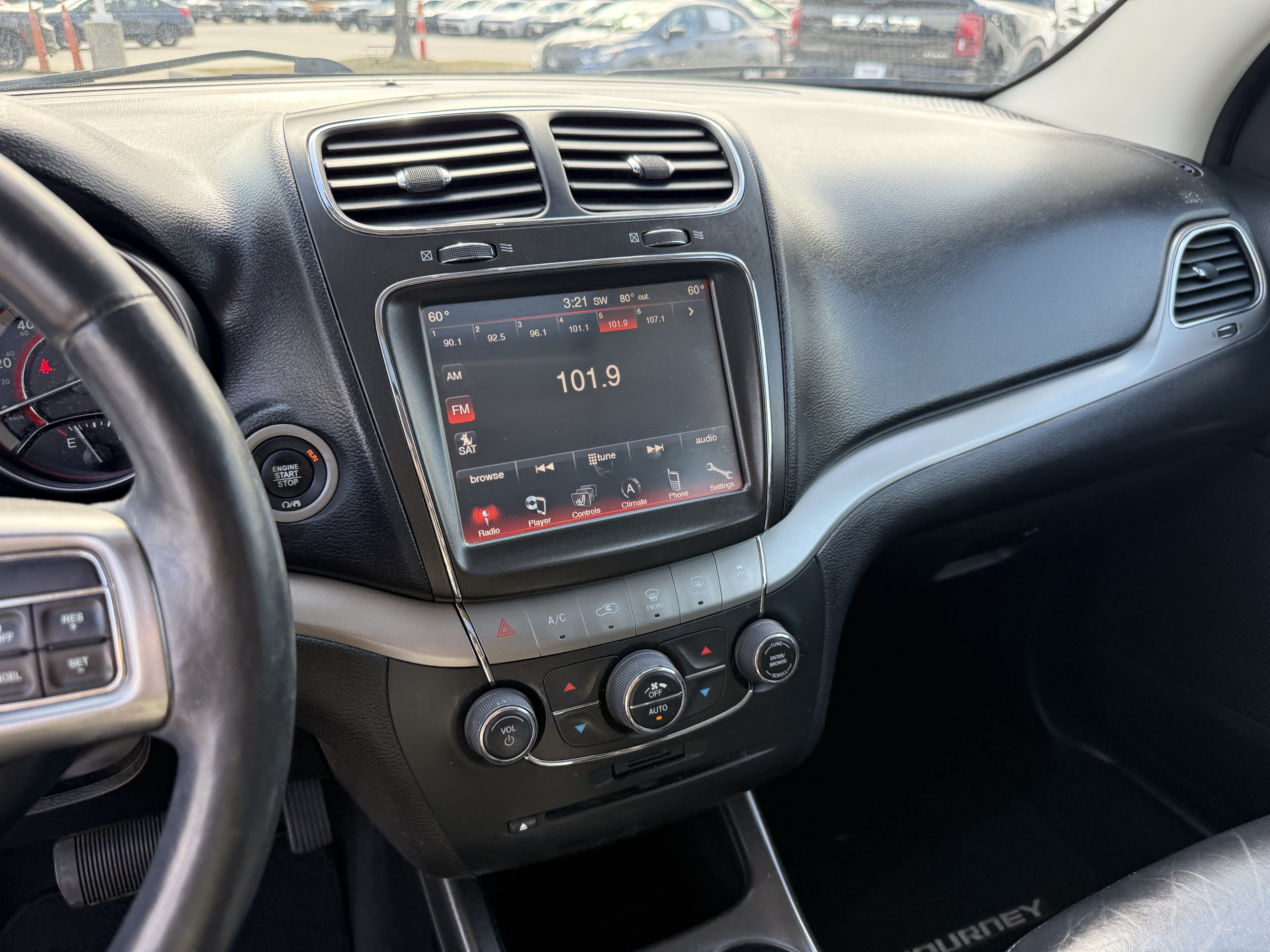 Used 2017 Dodge Journey Crossroad w/ Popular Equipment Group FWD image 19