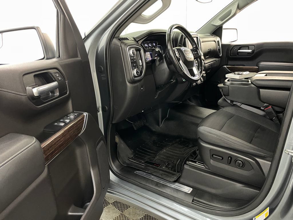 Used 2019 GMC Sierra 1500 SLE w/ SLE Value Package AWD/4WD image 19