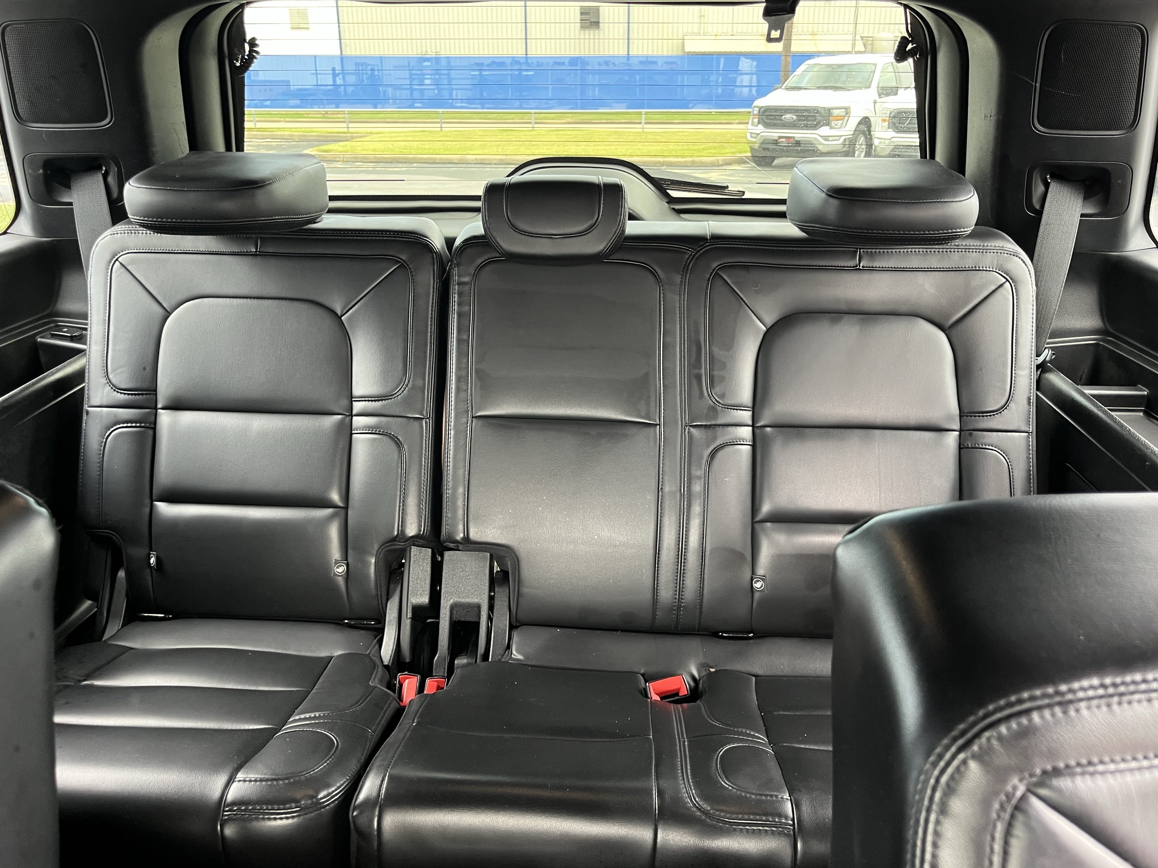 Used 2020 Lincoln Navigator Reserve w/ Equipment Group 208A Reserve RWD image 33
