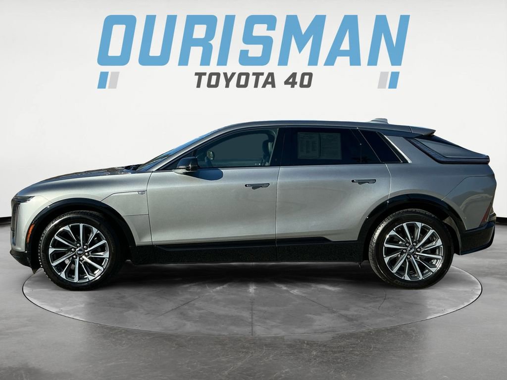 Used 2024 Cadillac Lyriq Sport image 4