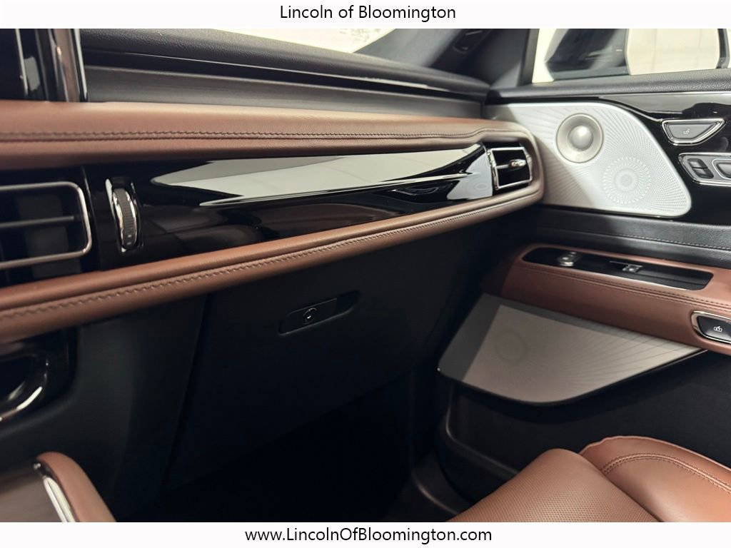 New 2026 Lincoln Aviator Reserve AWD/4WD image 41