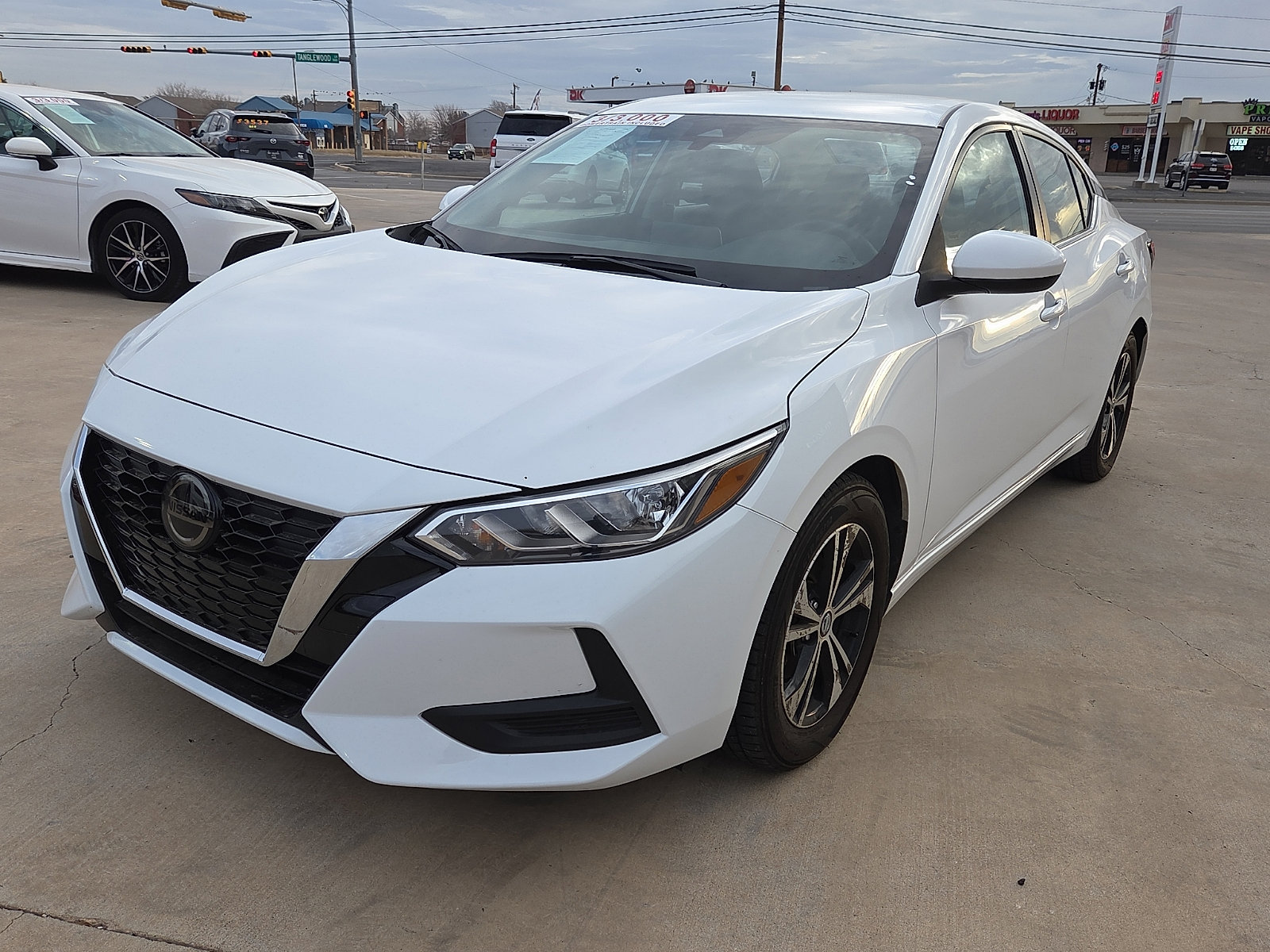Used 2023 Nissan Sentra SV image 2