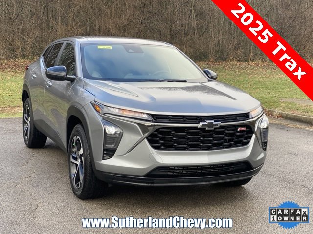 Certified 2025 Chevrolet Trax RS w/ Driver Confidence Package