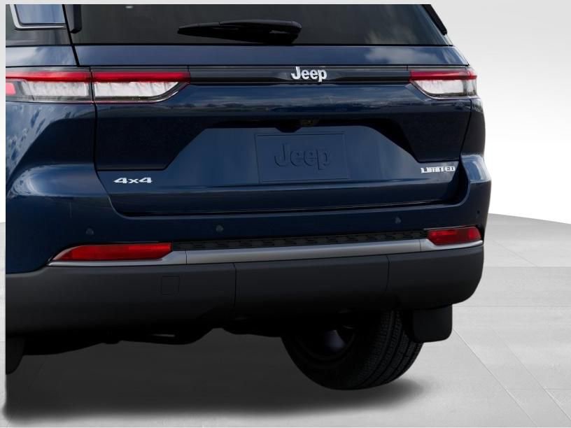 New 2026 Jeep Grand Cherokee Limited AWD/4WD image 13