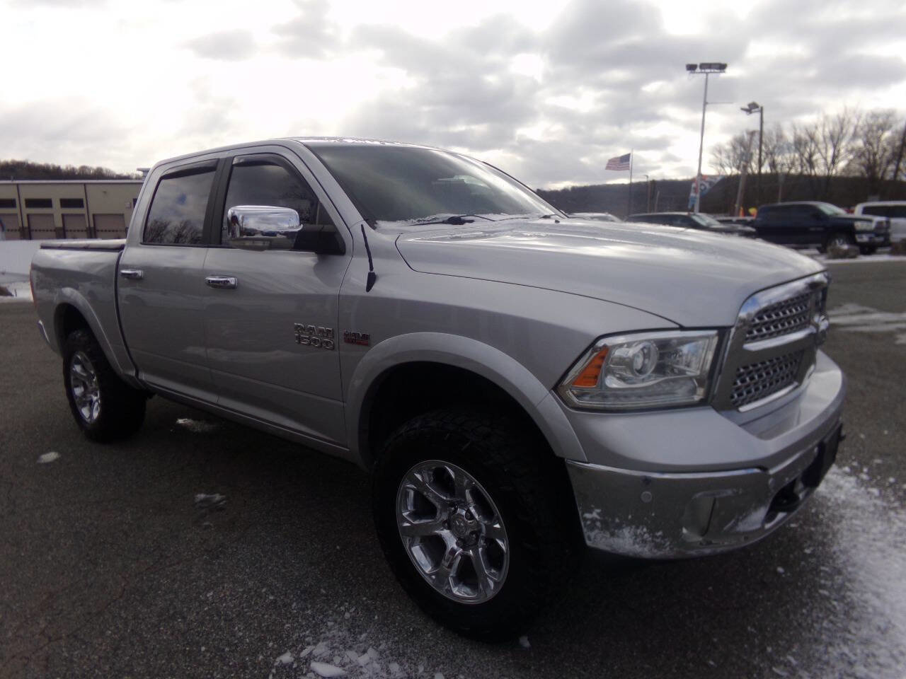 Used 2017 RAM 1500 Laramie w/ Convenience Group image 5