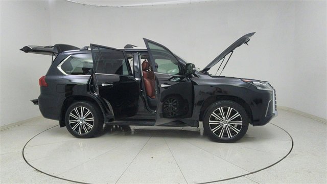 Used 2021 Lexus LX 570 4WD w/ 3rd Row & Luxury Pkg image 75