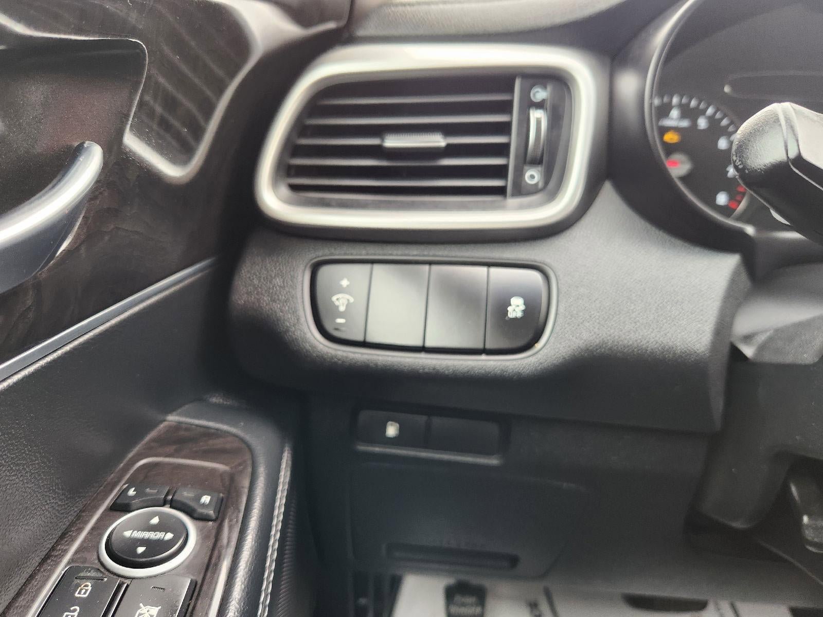 Used 2016 Kia Sorento LX AWD/4WD image 14