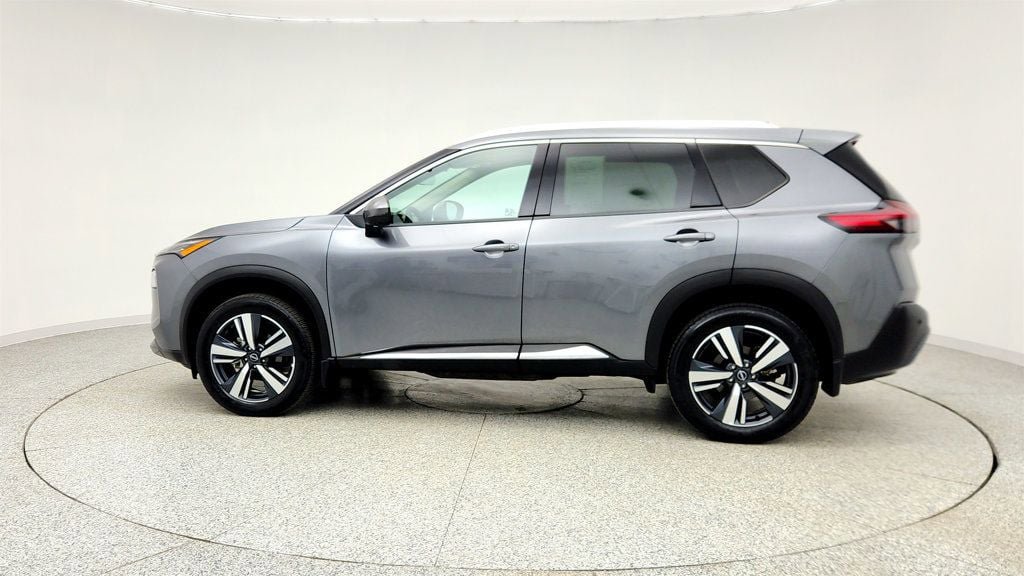 Used 2023 Nissan Rogue SL image 8