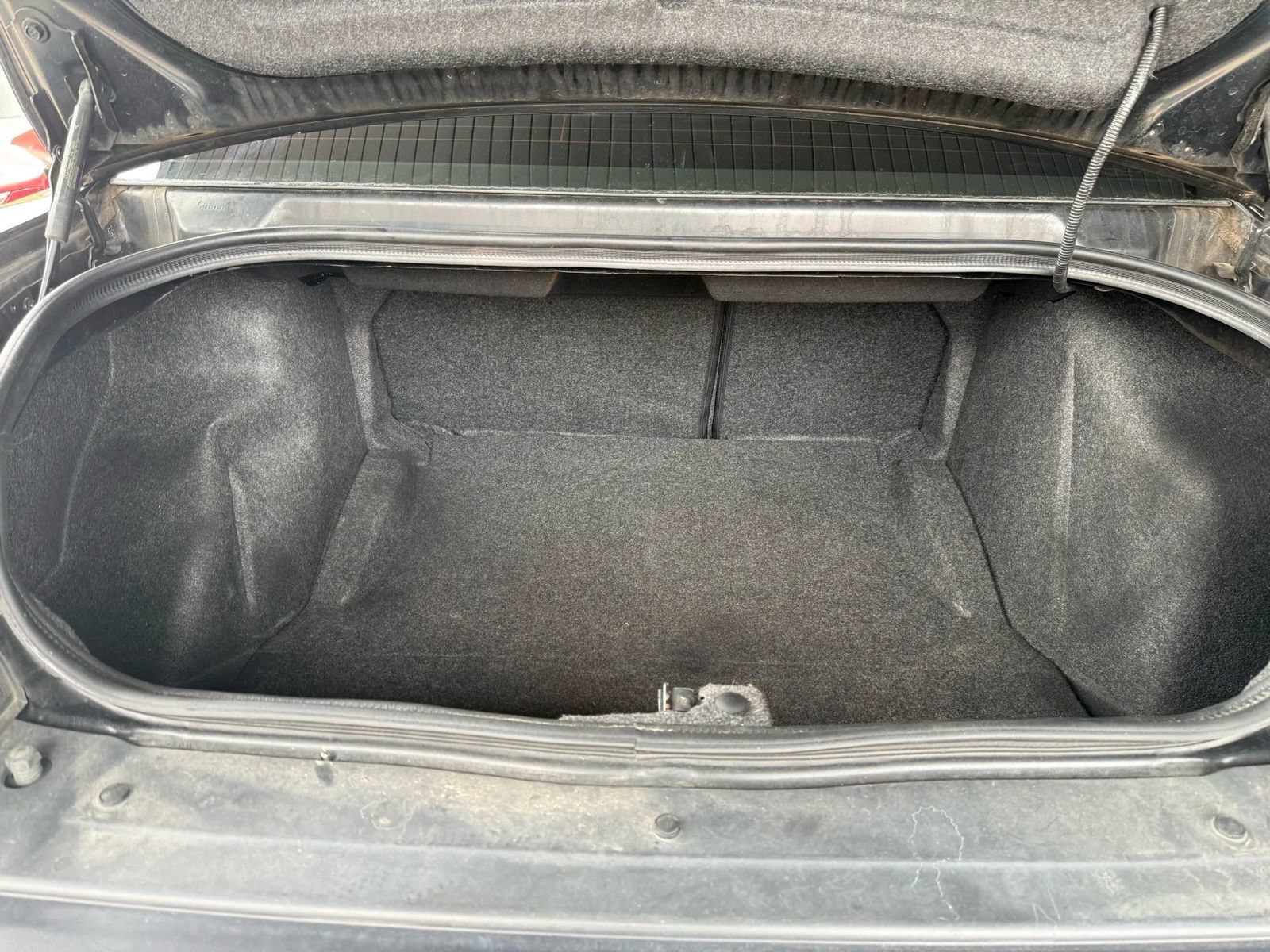 Used 2019 Dodge Challenger R/T RWD image 15