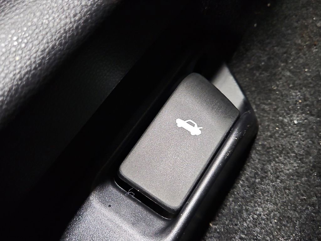 New 2026 Toyota Corolla SE image 19