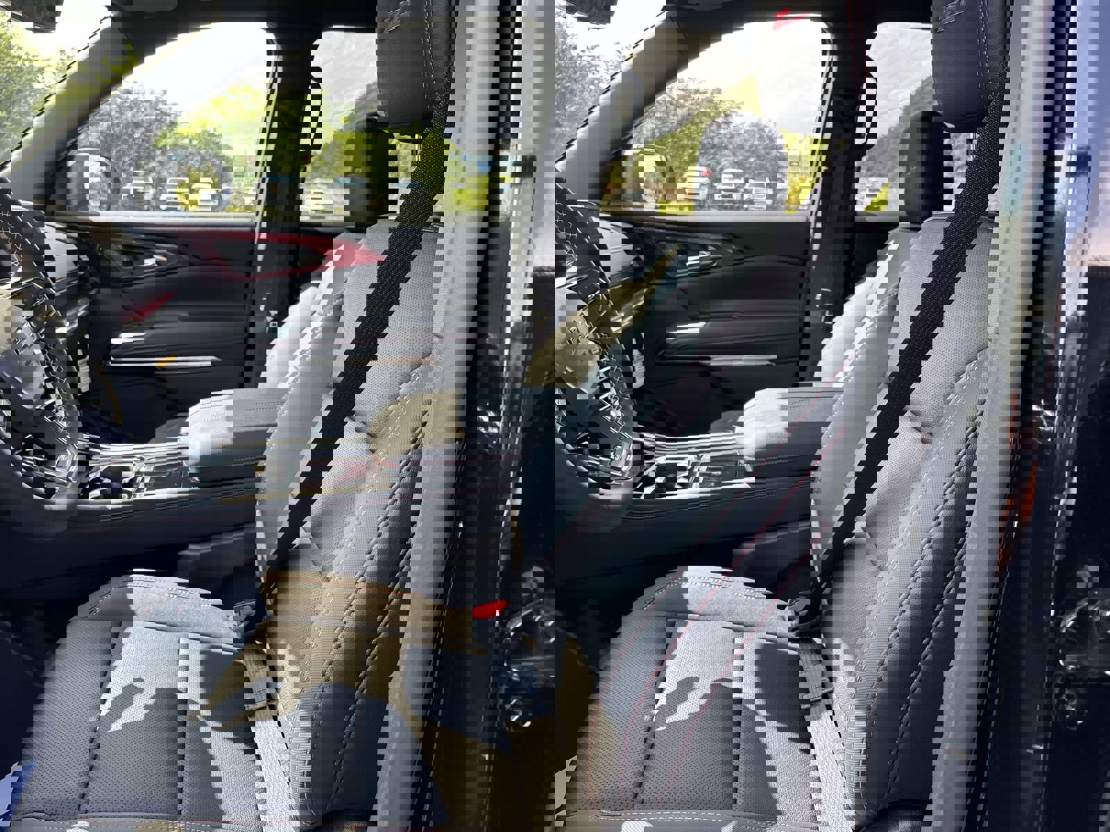 New 2026 Chevrolet Traverse Z71 w/ Driver Confidence Package image 14