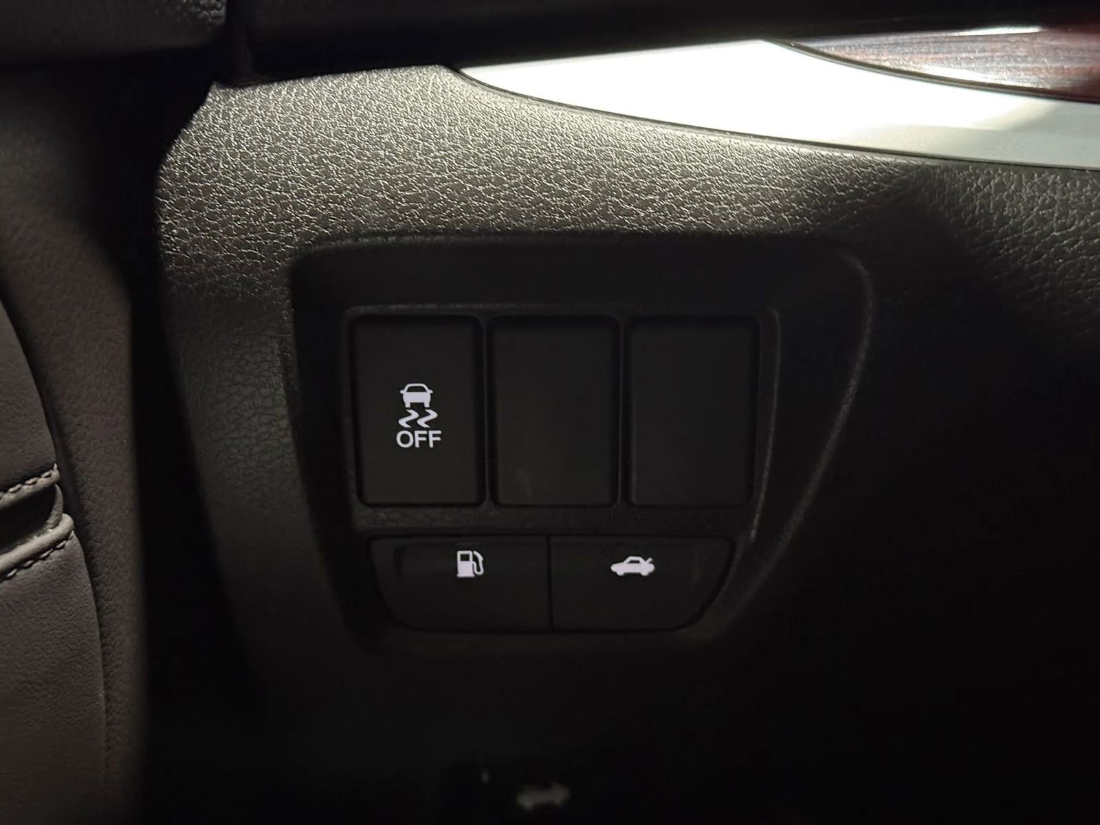 Used 2017 Acura TLX FWD image 31