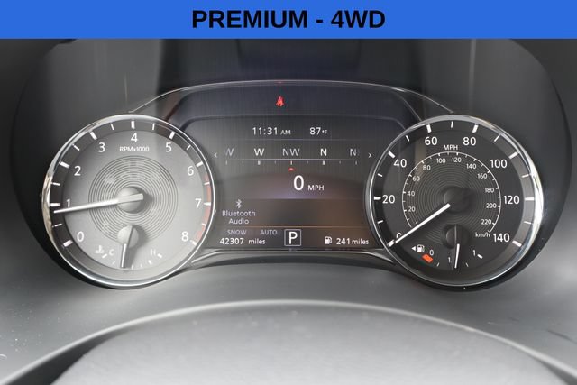 Used 2023 INFINITI QX80 Premium Select w/ All-Season Package AWD/4WD image 16
