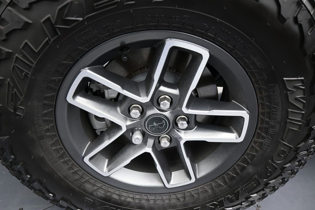 Used 2026 Jeep Gladiator Mojave AWD/4WD image 45