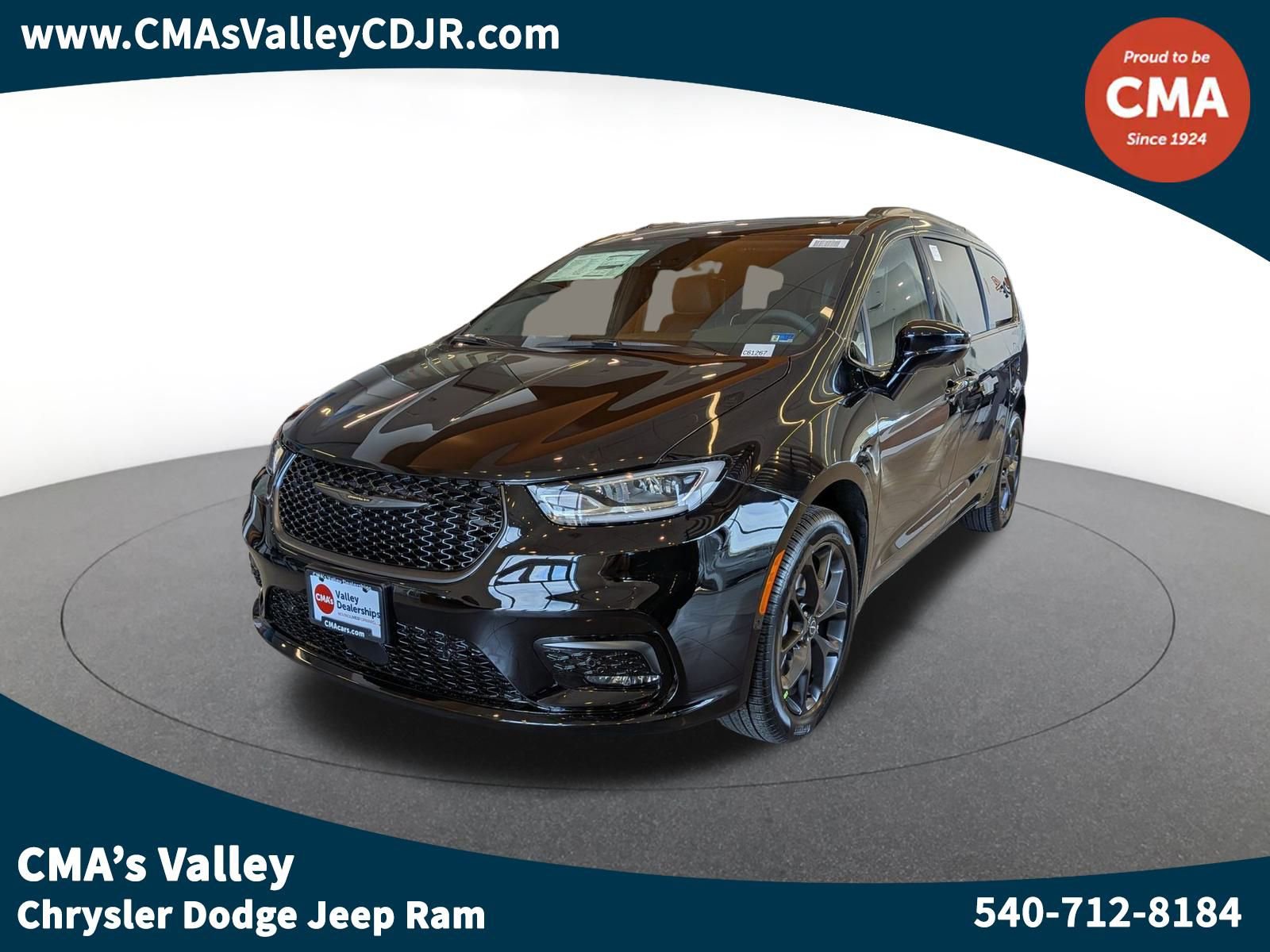 New 2026 Chrysler Pacifica Limited w/ Uconnect Theater Family Group
