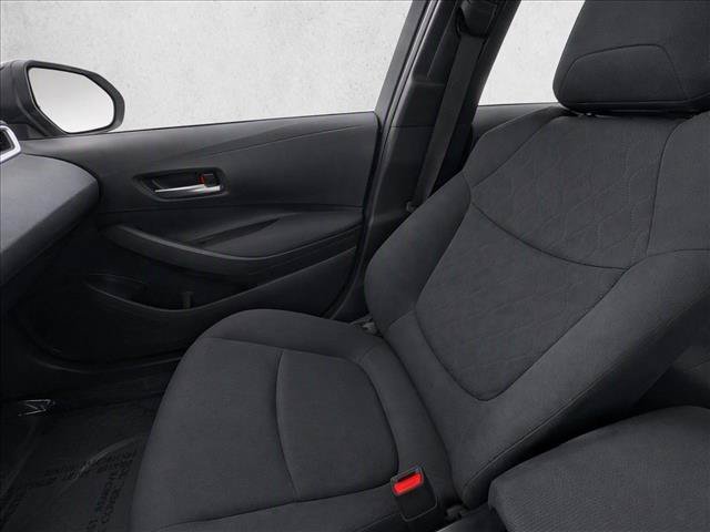 Used 2021 Toyota Corolla LE FWD image 24
