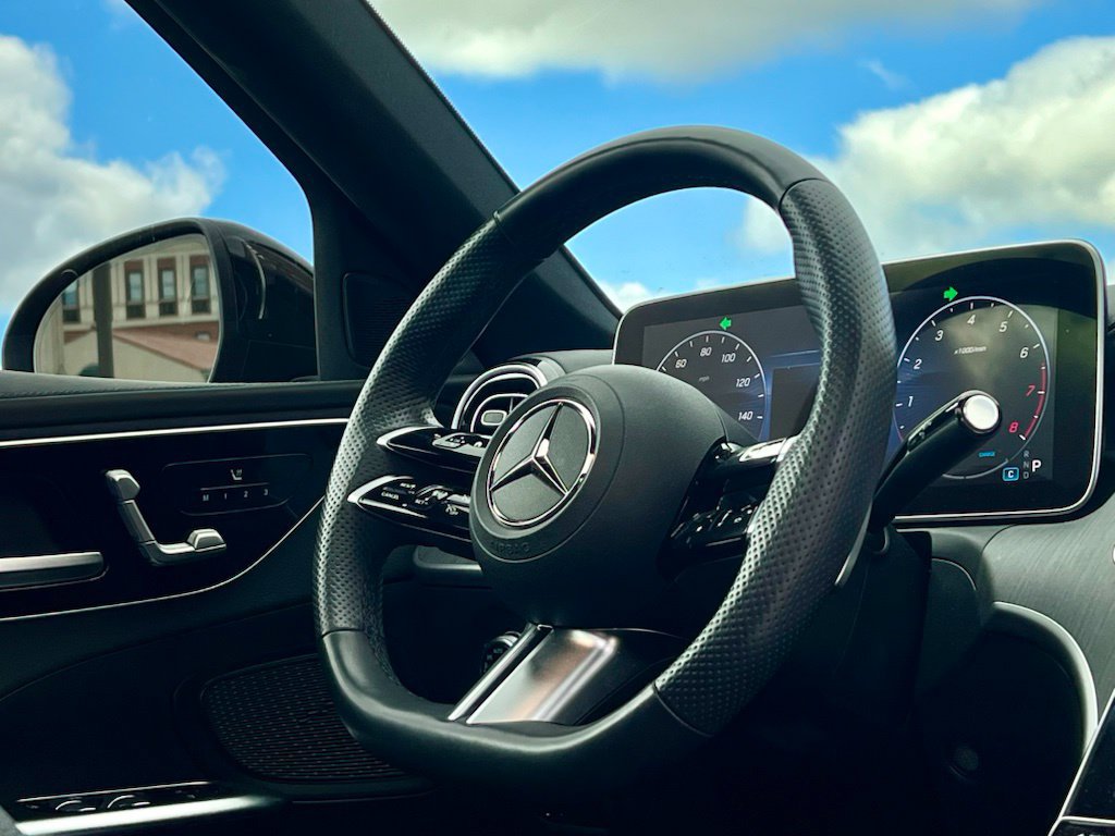 Certified 2023 Mercedes-Benz C 300 4MATIC Sedan image 17