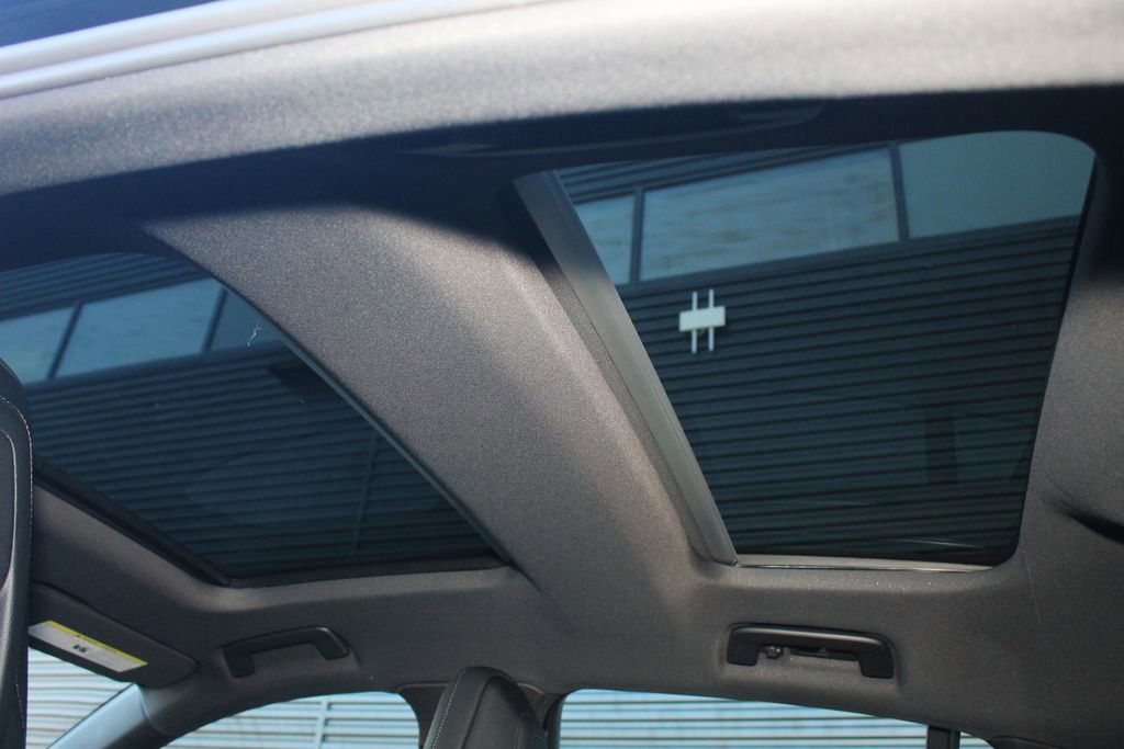 New 2026 Porsche Panamera 4 image 24