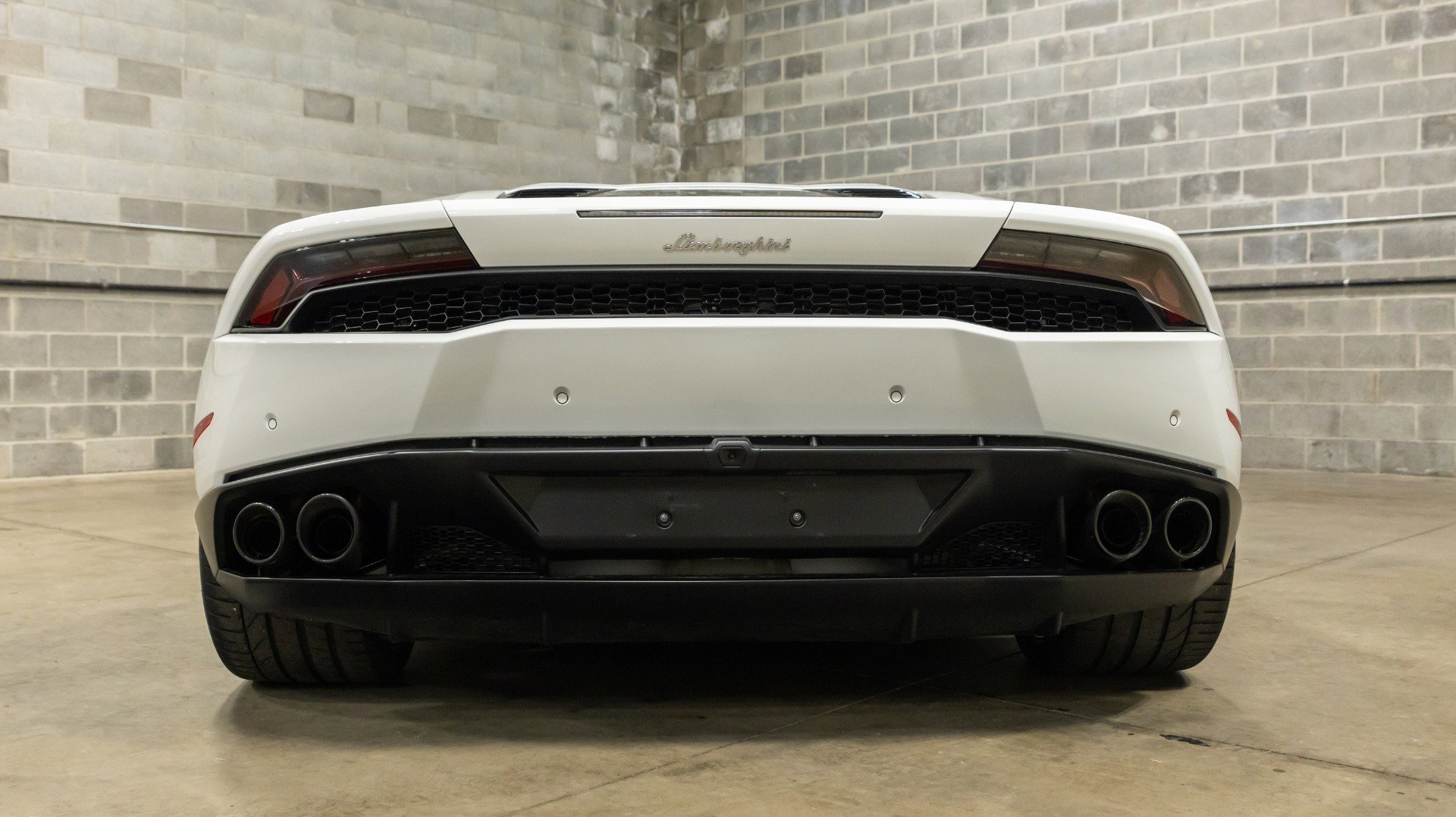 Used 2016 Lamborghini Huracan LP 610-4 image 23